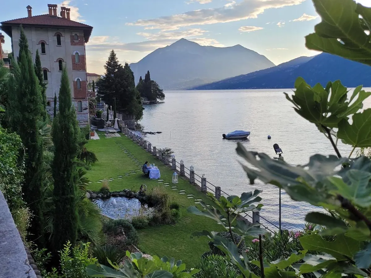 Villa Marina - Como Lake Bellano Bed & Breakfast
